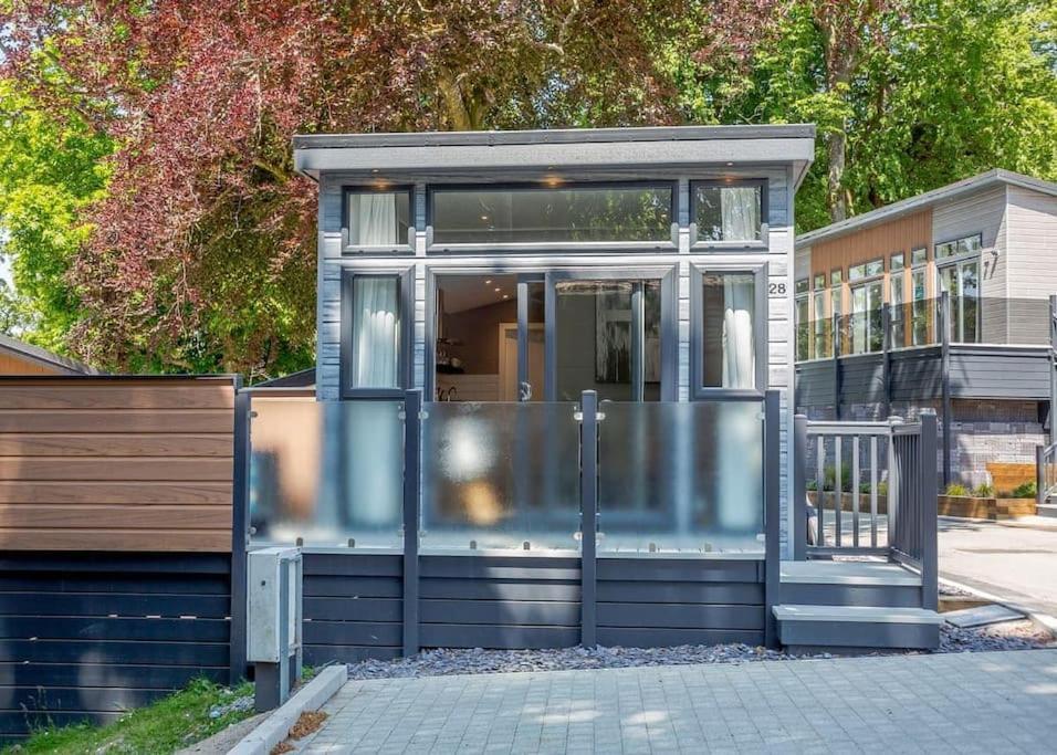 V28 - The Lookout With Hot Tub Villa Бангор Екстериор снимка